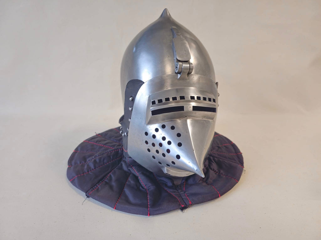 Klapvisor Bascinet – 14th Century