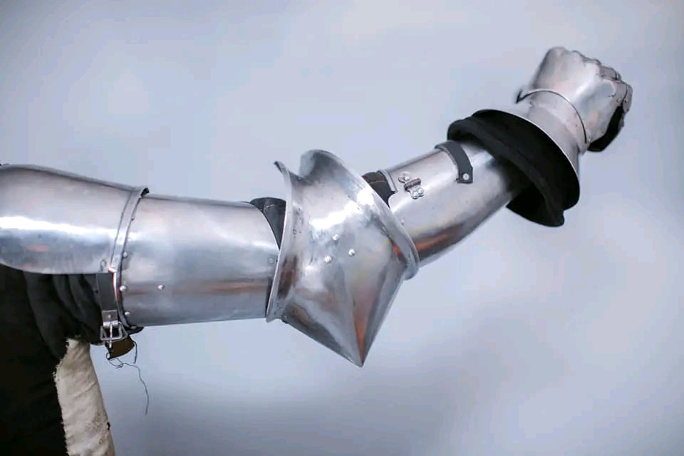 England 15th Century Hand Protection Set